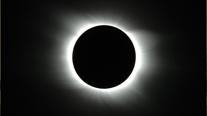 Eclissi sole (Foto di C. Lavarian)