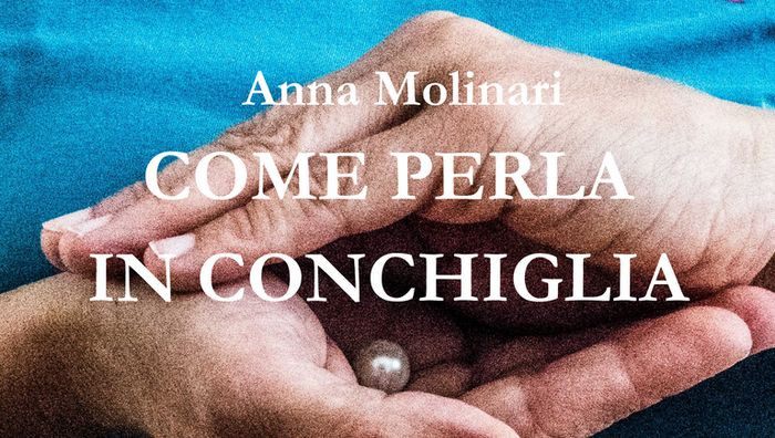 Particolare da copertina (Foto dal sito ufficiale)