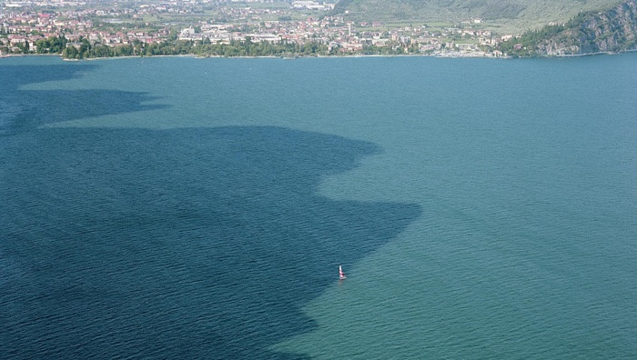 - (Immagine da locandina / particolare)