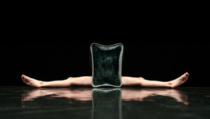 - (Immagine da libretto / particolare)