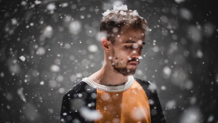 - (Immagine da libretto / particolare)