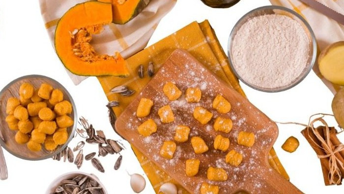 - (Immagine da locandina / particolare)