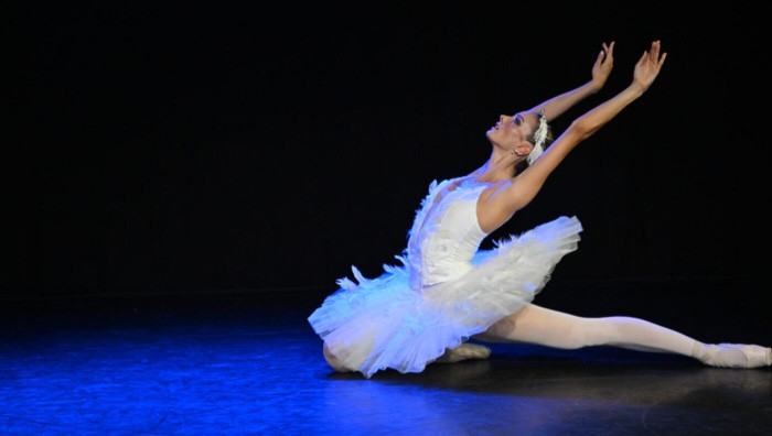 - (Immagine da locandina / particolare)