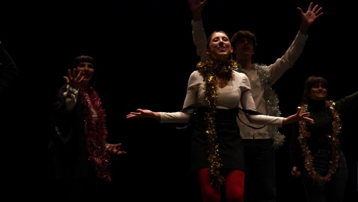 - (Particolare da locandina)