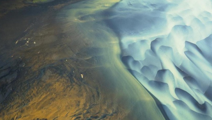 - (Immagine da locandina / particolare)