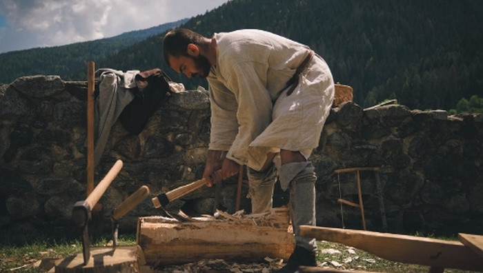 - (Immagine da locandina / particolare)