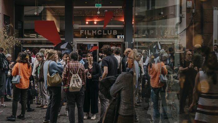 - (Immagine da locandina, particolare)