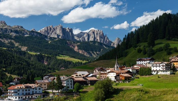 - (Immagine da locandina / particolare)