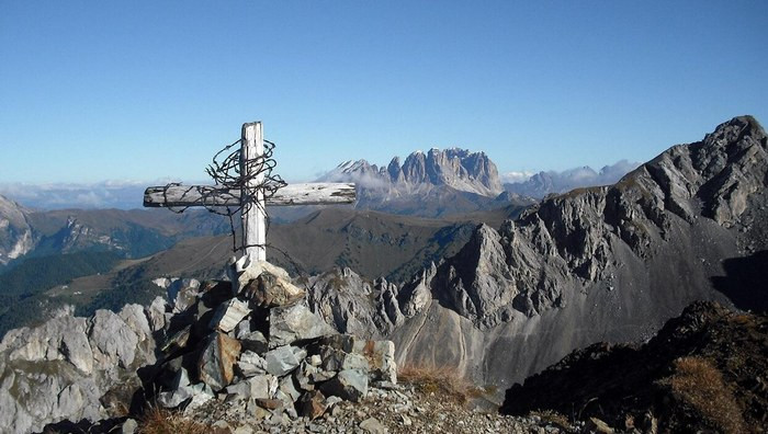 - (Immagine da locandina / particolare)